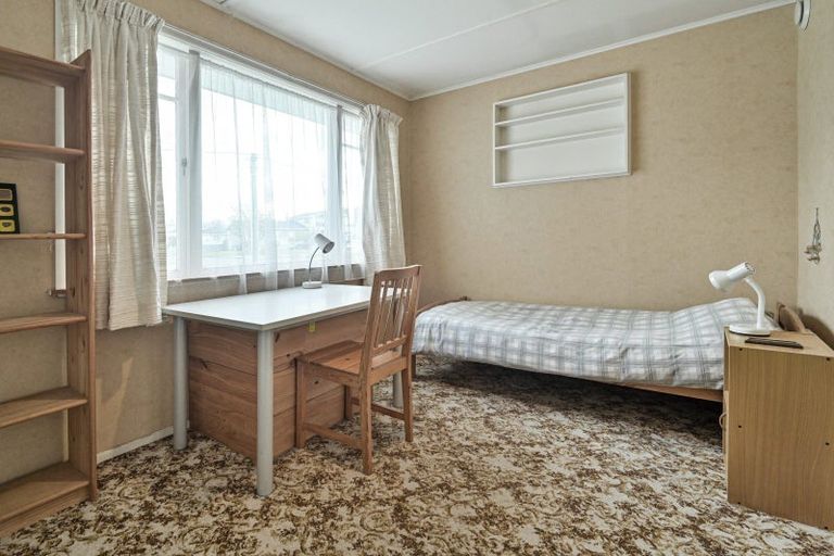Photo of property in 110 Warwick Road, Mayfair, Hastings, 4122