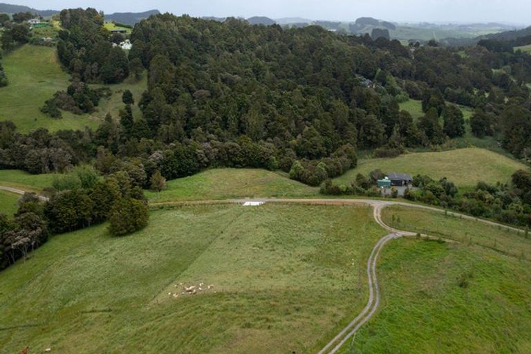 Photo of property in 115 Kereru Lane, Kaiwaka, 0573