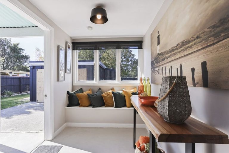 Photo of property in 178a High Street, Oxford, 7430