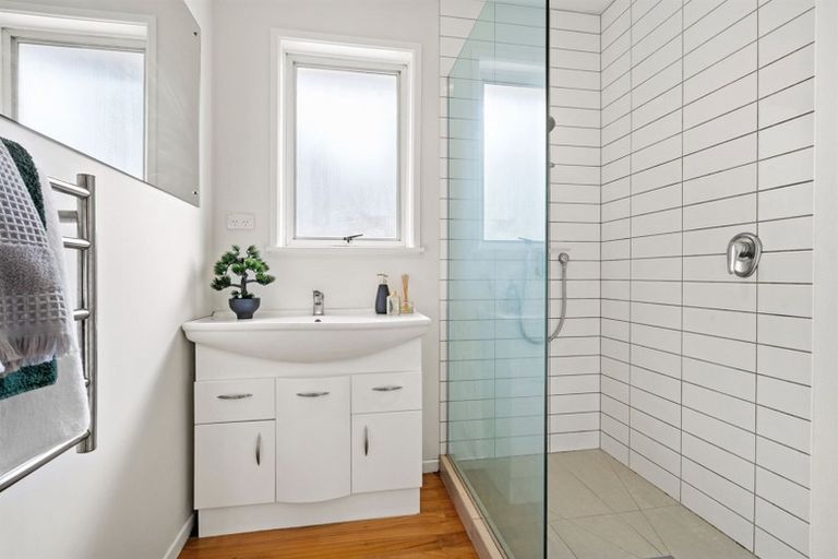 Photo of property in 86 Stredwick Drive, Torbay, Auckland, 0630