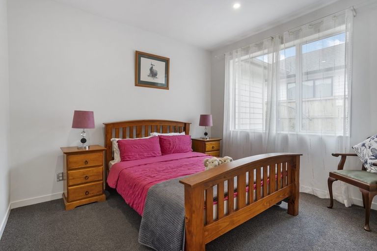 Photo of property in 25 Ahorangi Road, Silverdale, 0932