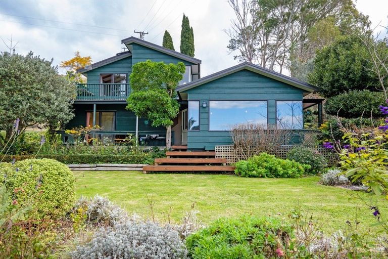 Photo of property in 68 Nilgiri Road, Poraiti, Napier, 4182