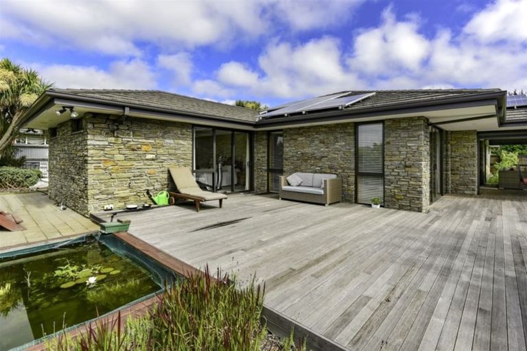 Photo of property in 12 Wilkinsons Road, Harewood, Christchurch, 8051