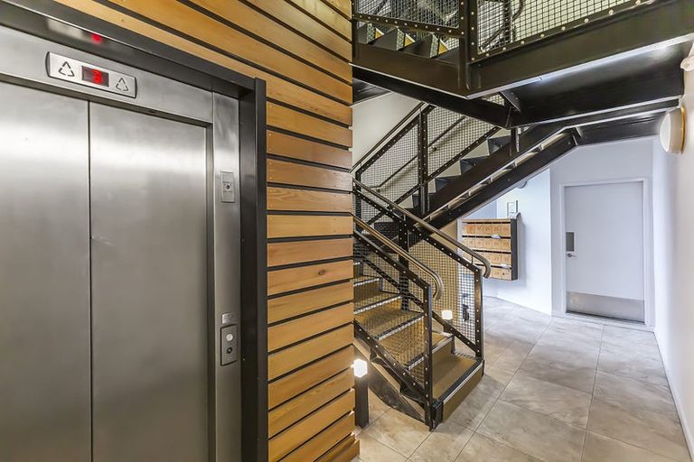 Photo of property in Galleria Apartments, 1/77 Tory Street, Te Aro, Wellington, 6011