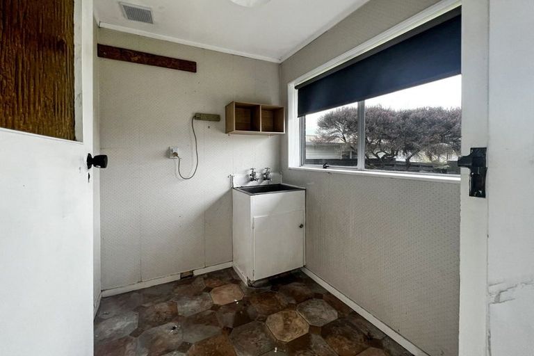 Photo of property in 3a Christian Place, Awapuni, Palmerston North, 4412