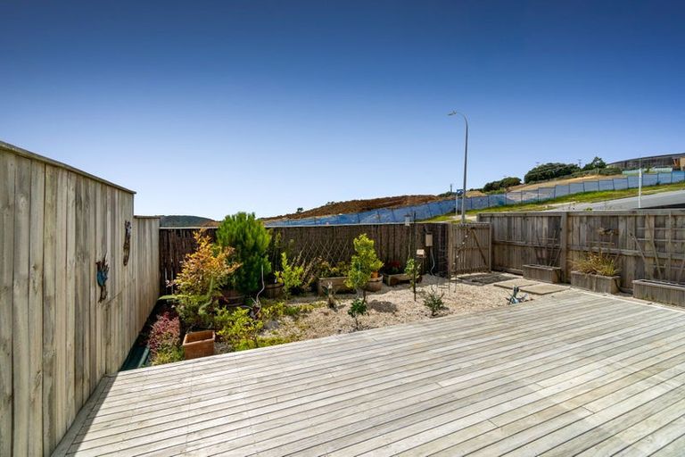 Photo of property in 11 Sunnyheights Road, Orewa, 0931
