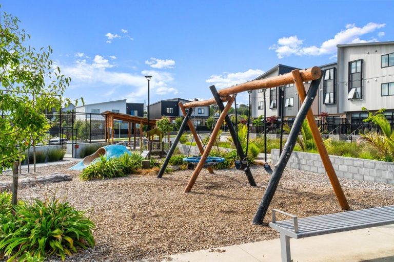 Photo of property in 89 Selo Street, Glen Eden, Auckland, 0602