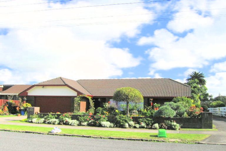 Photo of property in 3/73 Hattaway Avenue, Bucklands Beach, Auckland, 2012