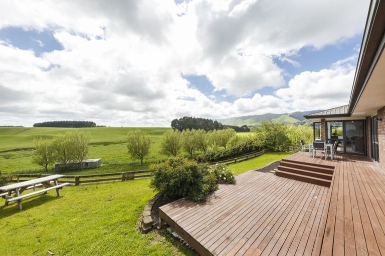 Photo of property in 271 Scotts Road, Linton, Palmerston North, 4472