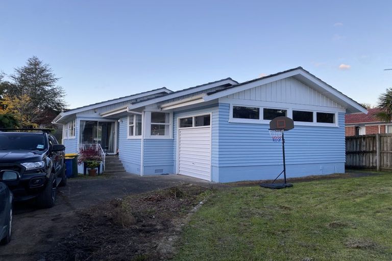 Photo of property in 58 Mcdowell Crescent, Hillcrest, Auckland, 0627