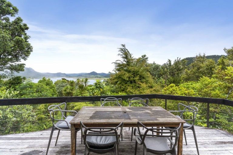 Photo of property in 22 Ngahere Terrace, Opoutere, Whangamata, 3691