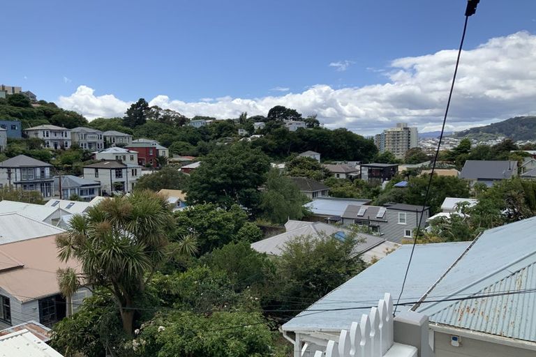 Photo of property in 145a Aro Street, Aro Valley, Wellington, 6021