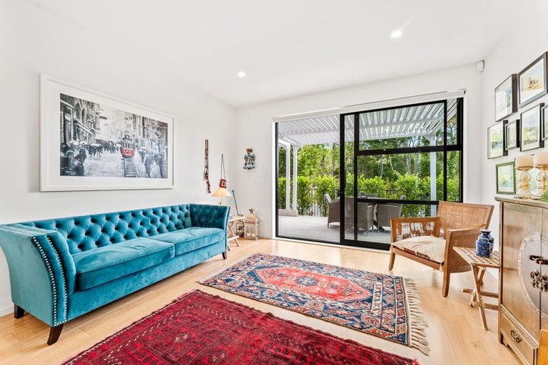 Photo of property in 35 Sidwell Road, Wainui, 0932