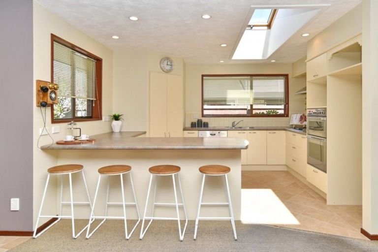 Photo of property in 361 Gardiners Road, Harewood, Christchurch, 8051