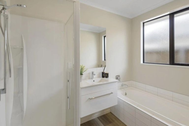 Photo of property in 11 Tippet Crescent, Wigram, Christchurch, 8025