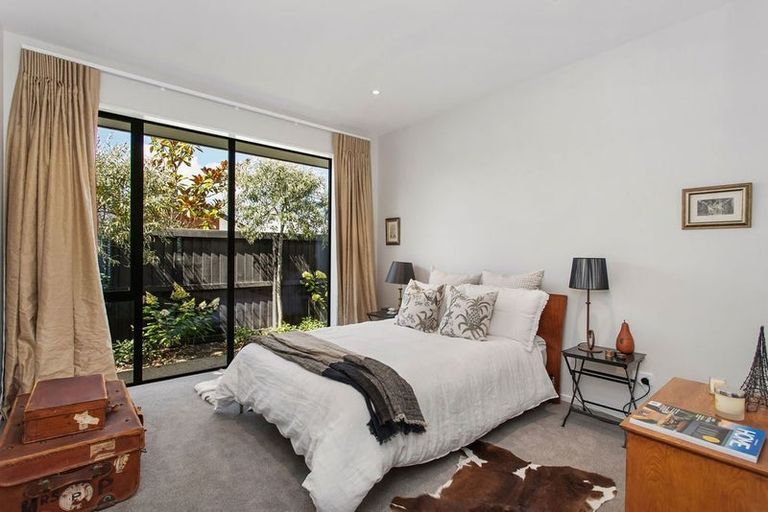 Photo of property in 15 Ashford Avenue, Prebbleton, 7604