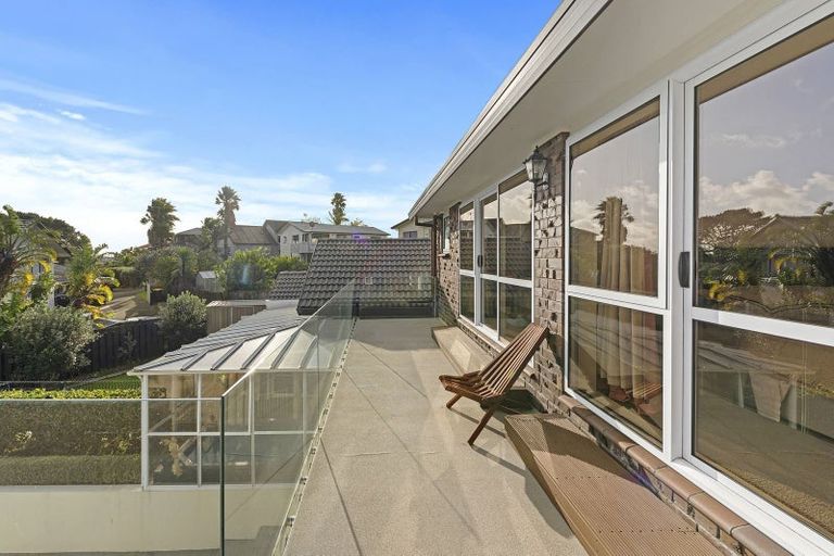 Photo of property in 43 St Annes Crescent, Wattle Downs, Auckland, 2103