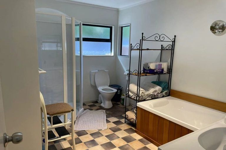 Photo of property in 65 Leighton Avenue, Waiwhetu, Lower Hutt, 5010