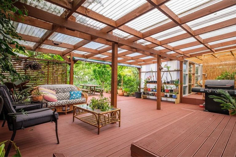 Photo of property in 17 Newton Street, Outer Kaiti, Gisborne, 4010