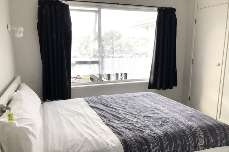 Photo of property in 26 Gretel Place, Hillcrest, Auckland, 0627