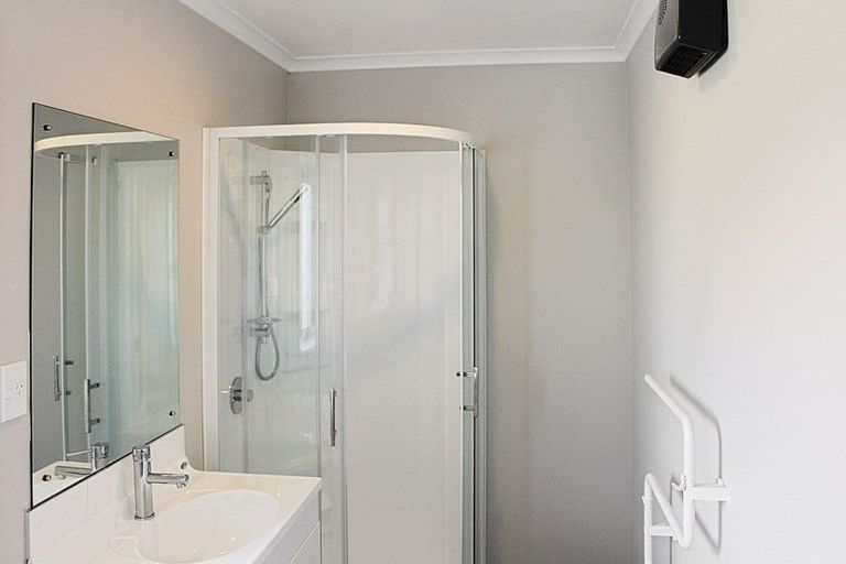 Photo of property in 160 Travis Road, New Brighton, Christchurch, 8083