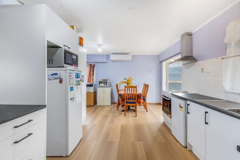 Photo of property in 17 Tuke Street, Normanby, Hawera, 4614