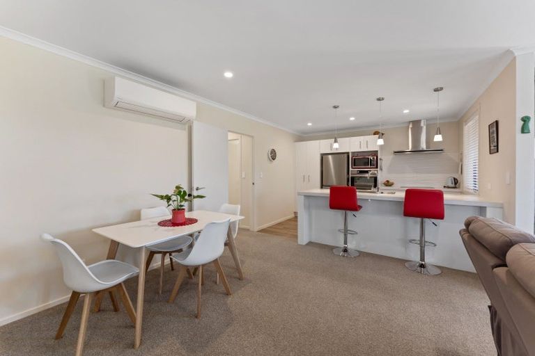 Photo of property in 3 Hereford Drive, Carterton, 5713