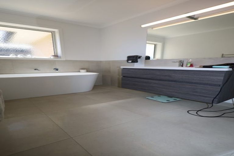 Photo of property in 7 Flatiron Way, Papamoa, 3118