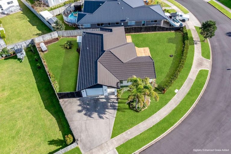 Photo of property in 17 Alf Simpson Drive, Whitianga, 3510