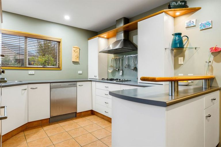 Photo of property in 5/56 Saint James Avenue, Papanui, Christchurch, 8053