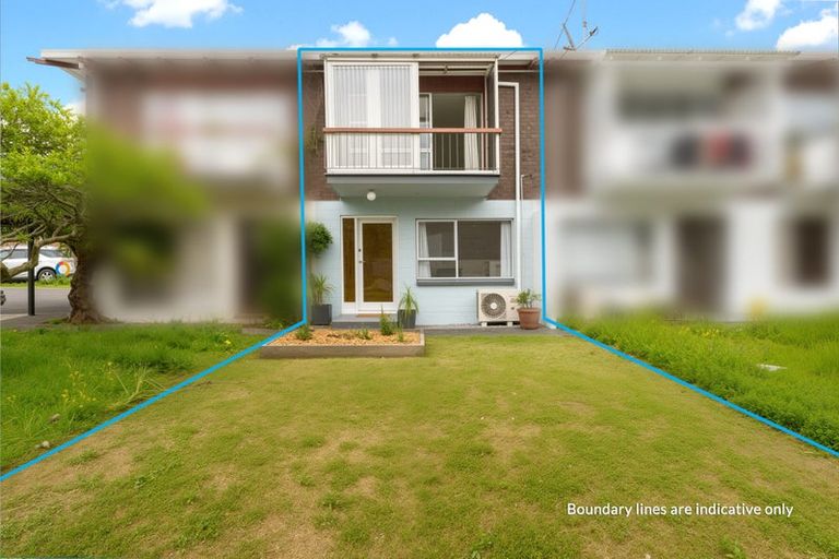 Photo of property in 10/48 Mcleod Road, Henderson, Auckland, 0612