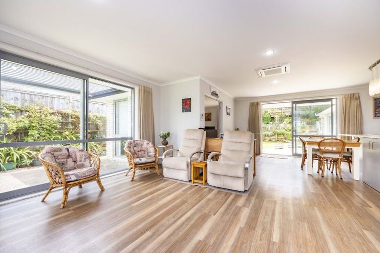 Photo of property in 16 Cannon Street, Silverdale, 0932