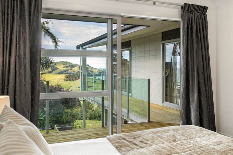 Photo of property in 154 Centennial Drive, Whitianga, 3510