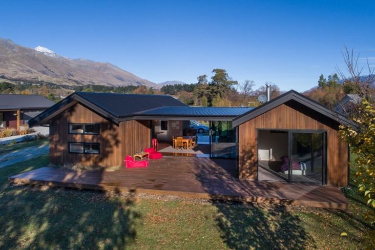 Photo of property in 13 Scheelite Avenue, Glenorchy, 9372