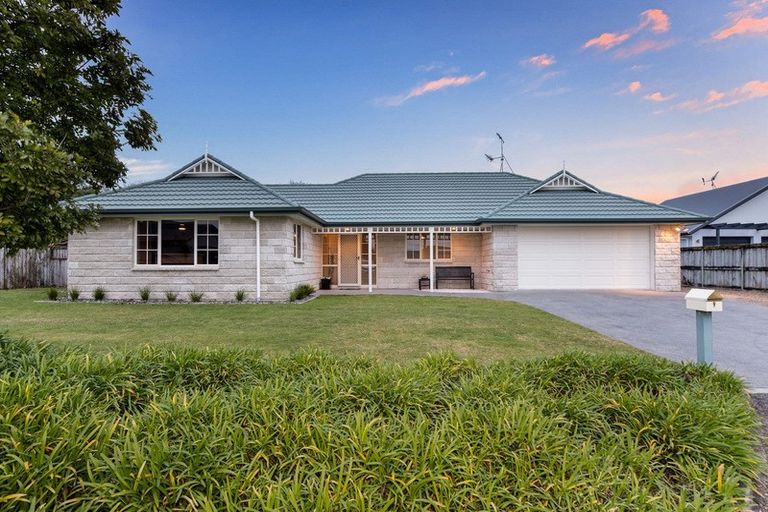 Photo of property in 9 Damio Place, Cambridge, 3434