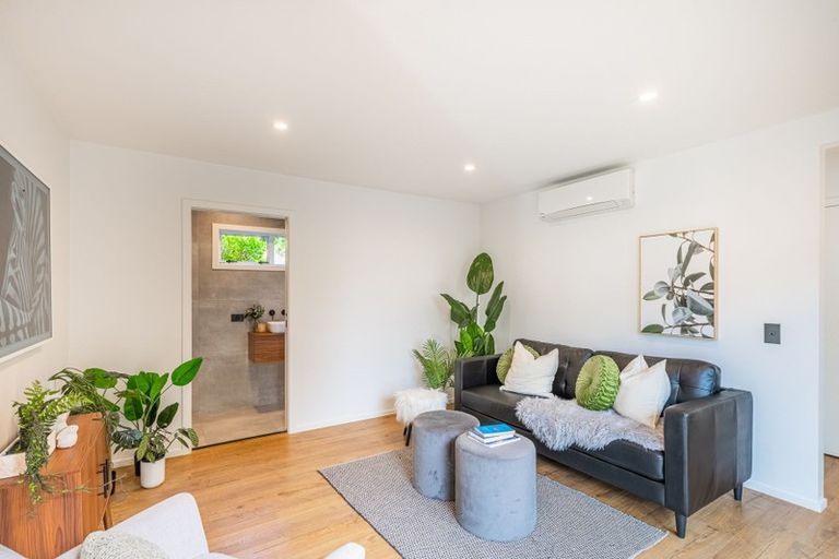 Photo of property in 76 Tennis Court Road, Raumati South, Paraparaumu, 5032