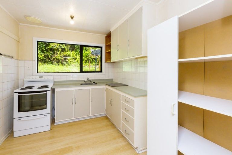 Photo of property in 76 Elmslie Road, Pinehaven, Upper Hutt, 5019
