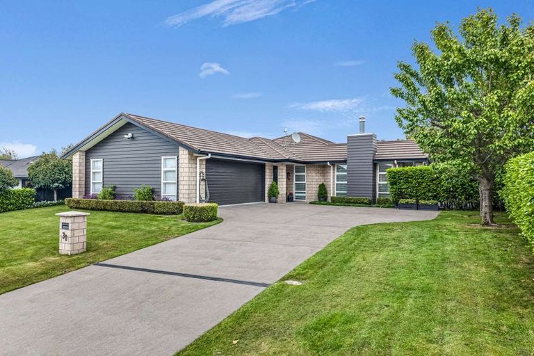 Photo of property in 30 Hamon Place, Pukehangi, Rotorua, 3015