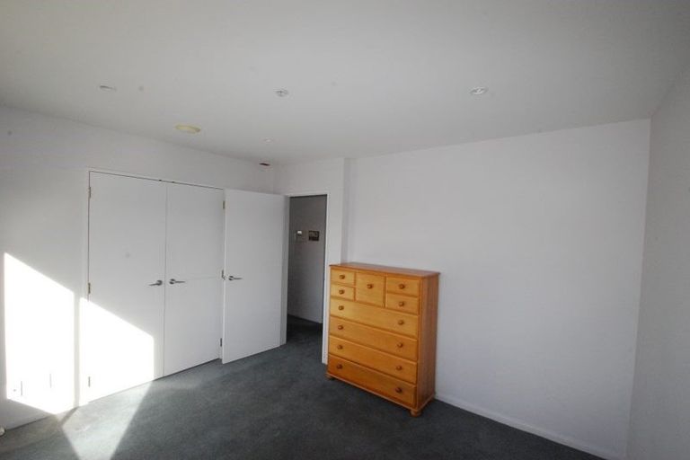 Photo of property in 6d/5 Kent Terrace, Mount Victoria, Wellington, 6011