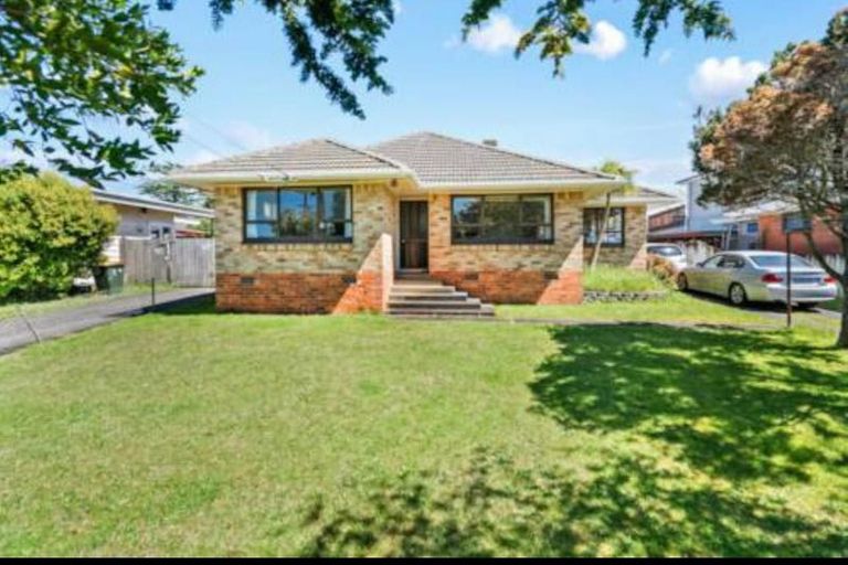 Photo of property in 46 Mckean Avenue, Manurewa, Auckland, 2102