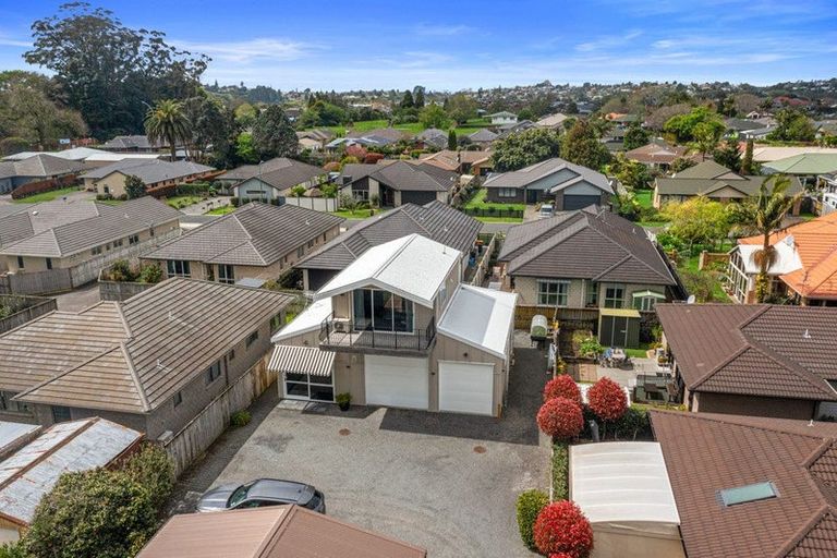 Photo of property in 196 Moffat Road, Bethlehem, Tauranga, 3110