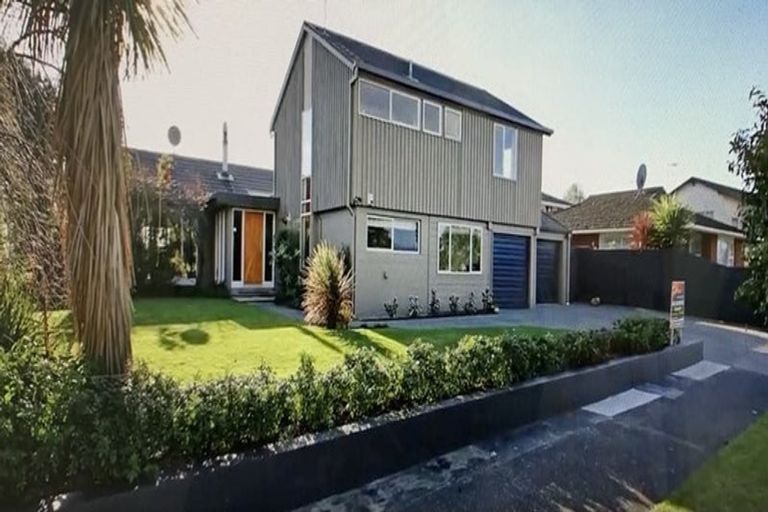 Photo of property in 43 Dittmer Drive, Awapuni, Palmerston North, 4412