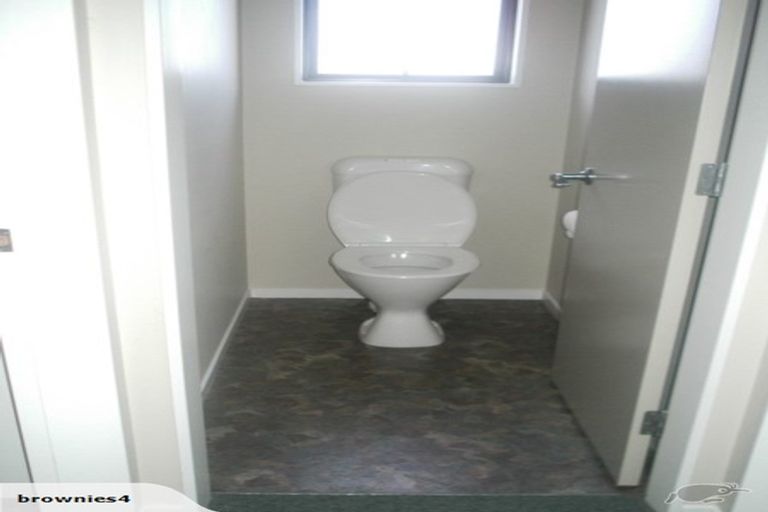 Photo of property in 3 Makora Grove, Paremata, Porirua, 5024