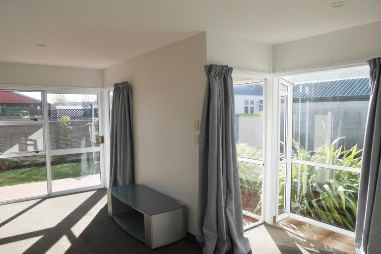 Photo of property in 32 Grants Road, Papanui, Christchurch, 8053