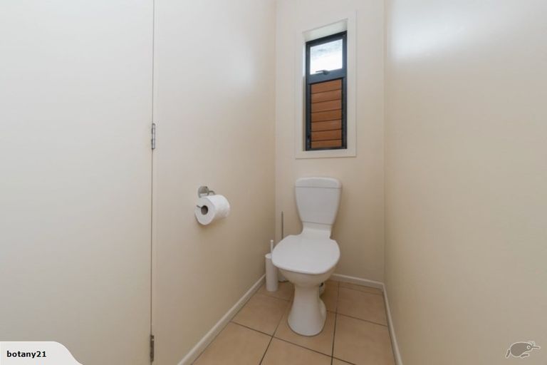 Photo of property in 30/21 Armoy Drive, East Tamaki, Auckland, 2016