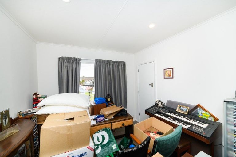 Photo of property in 100 Derby Street, Feilding, 4702