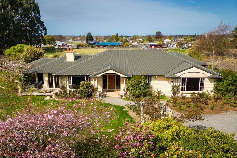 Photo of property in 10 Victoria Street, Waimate, 7924