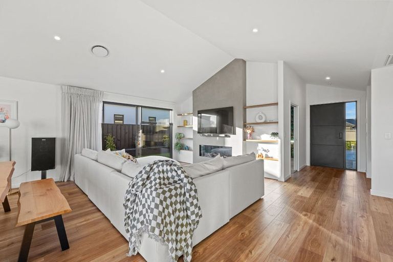 Photo of property in 35 Hotere Street, Rangiora, 7400