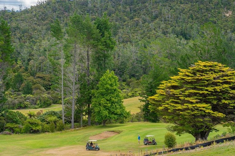 Photo of property in 49 Azimuth Road, Tairua, 3508