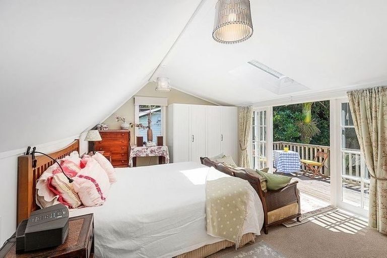 Photo of property in 60 Simla Crescent, Khandallah, Wellington, 6035